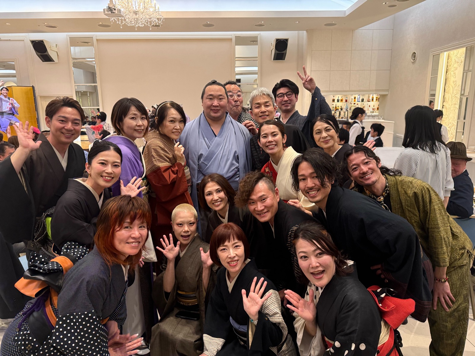 会場の皆さまと記念に