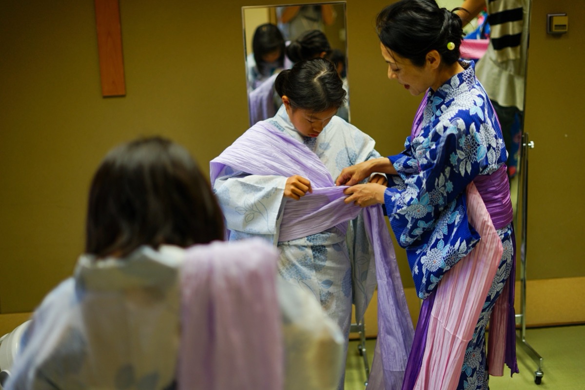 親子きもの教室の様子